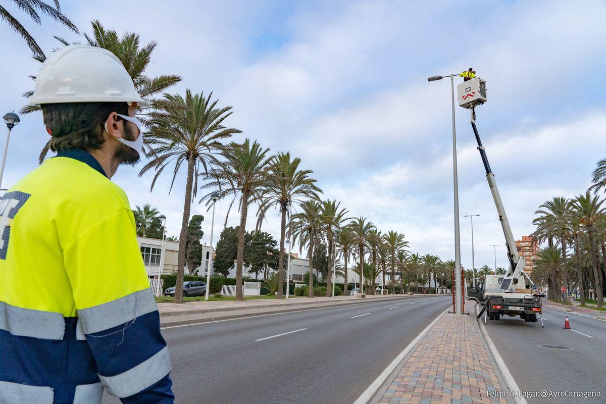 80 luces LED en Casas de Cándido, Sector Estación y La Manga